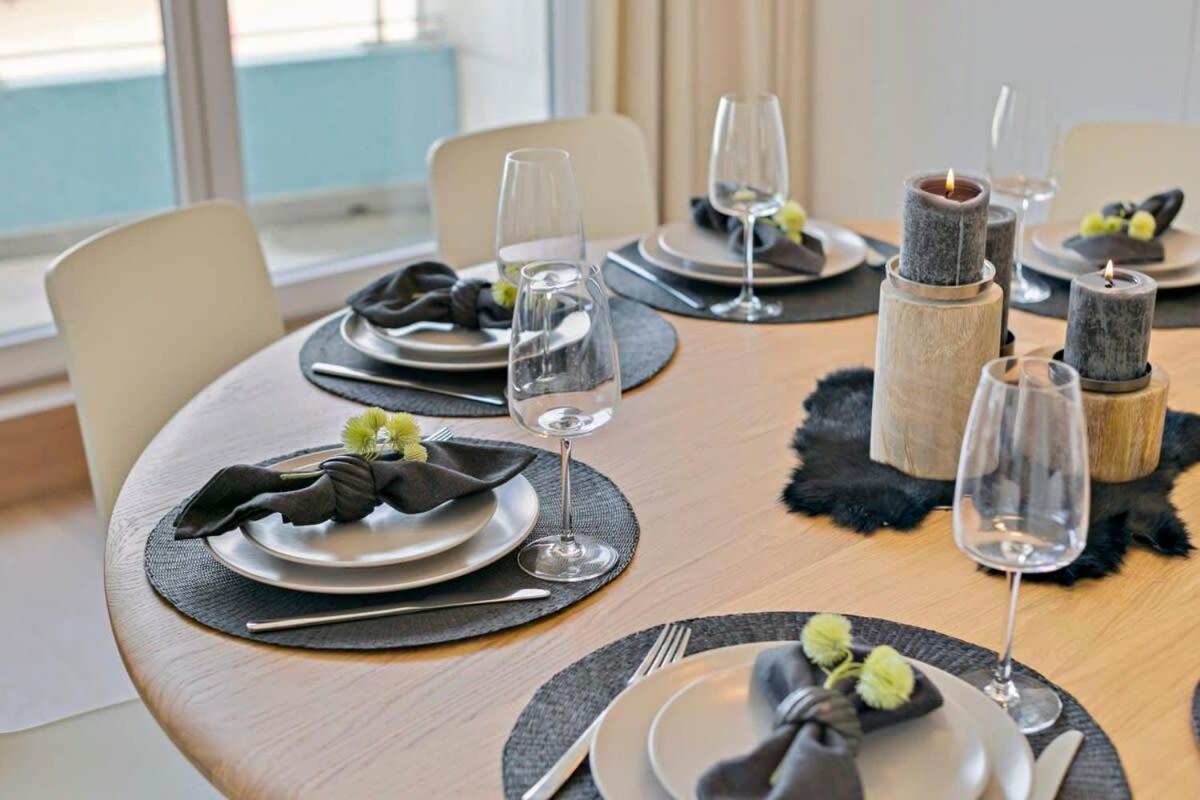 Huswell - Panoramic Seaview Apartment In 'T Zoute 크노케-하이스트 외부 사진